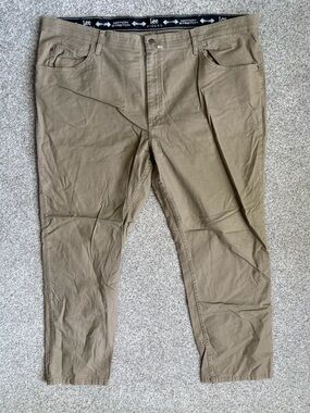 Lee Khakis